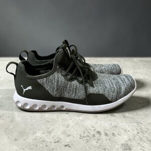 Men’s Puma sneakers shoes